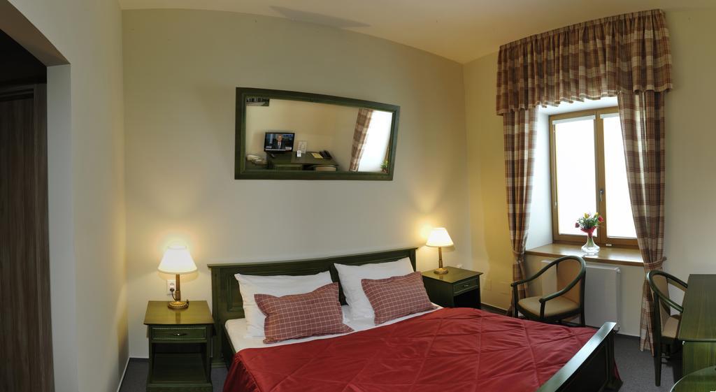 Hotel Pod Zamkem Velké Meziříčí Camera foto