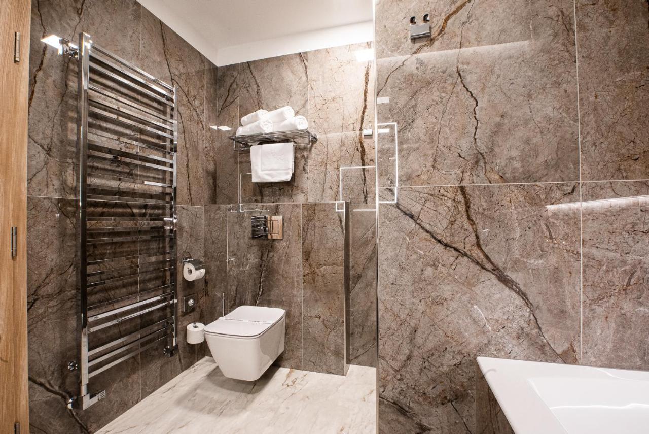 Hotel Pod Zamkem Velké Meziříčí Esterno foto