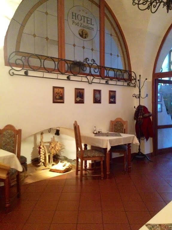 Hotel Pod Zamkem Velké Meziříčí Esterno foto